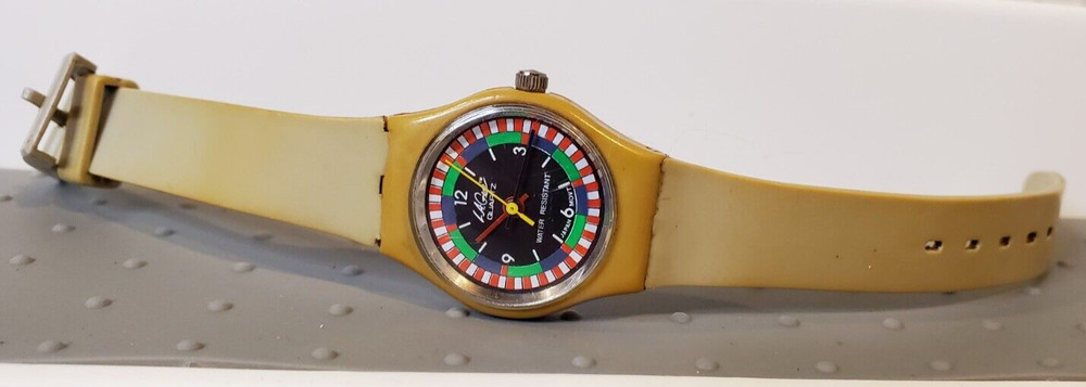 Vintage LA Gear woman’s Quarts watch Rubber Band New Battery