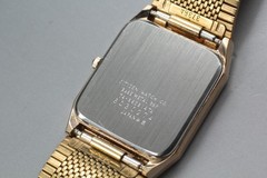 *NEAR MINT* Vintage 1986 CITIZEN CQ 3630 T4-362314 Gold Dial 27mm Mens Watch