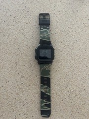 NIXON REGULUS Quartz Army Color Resin Excellent Digital Men’s from Japan