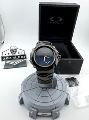 OAKLEY BLADE STEALTH BLACK STAINLESS STEEL BRACELET 10-161 VTG 2004 NEW BATTERY