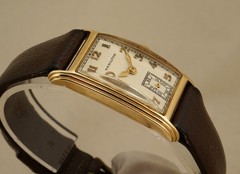 VINTAGE HAMILTON SHERWOOD 14K GOLD 20MM WIDE FANCY-SHAPE ARABIC NUMBERS 1930-40S