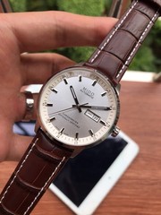 MIDO Commander Automatic Chronometer Day Date Watch 40mm Leather Strap
