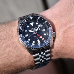 Seiko 5 Sports SSK001K1 SKX Sports Style GMT Black Grape Automatic Black Dial