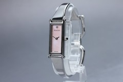 [Near MINT] GUCCI 1500L Pink Shell Dial 1P Diamond Quartz Women’s Vintage Watch