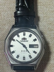 Vintage Orient Three Star Automatic 21 Jewels Kanji Day Date Silver Dial Japan