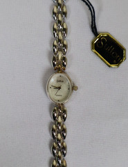 Sutton Quartz Watch Mother of Pearl Face NIB Needs New Battery ONE YEAR WARRANTY