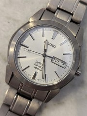 Seiko SGG727P1 Titanium Sapphire 7N43-0AS0 Day Date Quartz Watch 2006