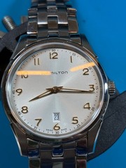 Hamilton Jazzmaster Thinline Quartz Men’s 40mm Black Dial Dress Watch H385111