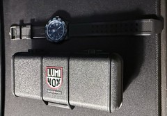 Luminox 3050 Swiss Made 200m Quartz Men’s Diver Watch Date Black/Blue w/ Box