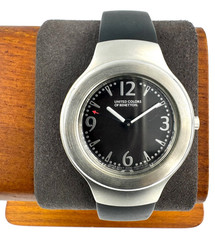 United Colors of Benetton 30mm Men Quartz Watch New Battery working f2537