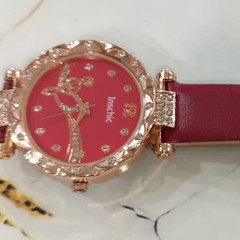 Women’s Red Leather Strap Quartz Watch Round Dial Casual Fashion Used Working