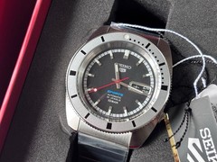 Seiko SBSA271 5 Sports 1968 First Reissue Automatic Watch Unused