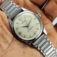 Working Melas Pearl Dial Date Function Handwinding Transparent Back Wrist Watch