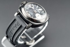 Panerai Luminor Gmt Automatic Black Dial on Leather PAM00088