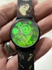 Vintage Fantasma Looney Tunes Tasmanian Devil Unisex Kids 3D Quartz Watch 7 3/4″