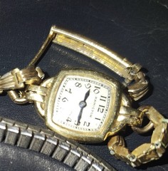 Vintage Watch Lot 2 BULOVA And 1 HAMILTON 1 Galaxie Need Repair