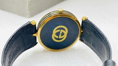 Vintage 1980s GUCCI Stack Gold Enamel Black Dial watch runs Women’s Leather
