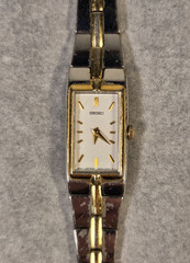 Vintage 1980s SEIKO Ladies Quartz Dress Watch 2E20-7479 Gold/Silve Tone New Batt