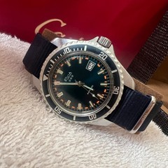 Vintage Elvia 3 Star Skindiver Watch Antichoc Mechanical Date Stainless Steel