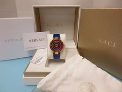 Versace Women’s VK6020013 Mystique Foulard Rose Gold Ion-Plated Diamond Watch