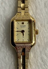 Vintage 1987 Citizen Women’s Dress Watch Gold-Plated , 5421-S21389, New Battery