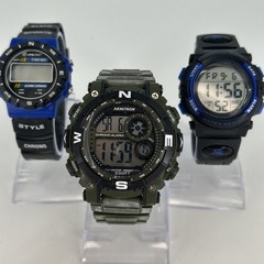 Lot of 3 Athletic Watches – Armitron , LAVAREDO, LIFELONG – Pre Owned