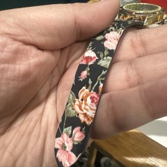 Works EMBASSY Ladies Watch Gold Crystal Tone New Battery Floral Strap 36mm Fit 7