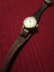 Vintage Caravelle Women’s Manual Wind 17J SS Silver Case Brown Leather-Working