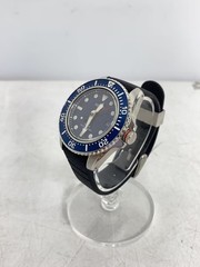SEIKO Solar Watch Analog BLU V157 0DP0