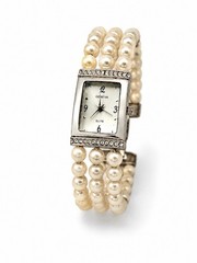 Geneva Elite vintage-style watch with triple-strand faux pearl bracelet
