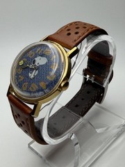 Vintage Timex Snoopy Mechanical Wind-Up Watch Gold Tone New Leather Strap Runs