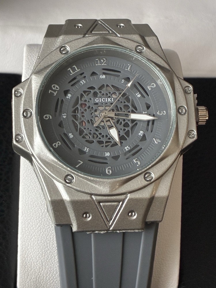 GICIKI Gray Skeleton Dial Quartz Watch Silver Case Gray Rubber Strap Box