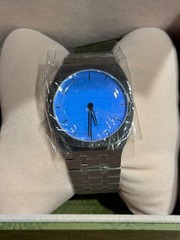 Gucci 25H YA163408 38mm Quartz Watch – Dark Blue Unisex Stainless Steel Bracelet