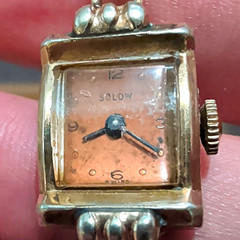 Solow Women’s Vintage Manual Wind Square Dress Watch Gold Bracelet Rose Dial