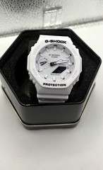 Casio G-SHOCK White Resin Analog-Digital Quartz Watch 200m in Tin/Box