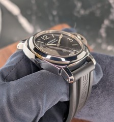 2021 Panerai Luminor 44mm Base Logo Watch – PAM01086 Extra Straps w/Warranty