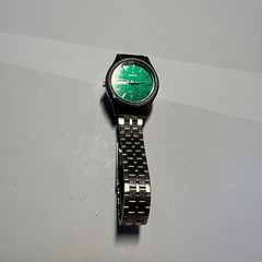 Seiko ALBA Quartz Men’s Wristwatch Green Dial Day Date