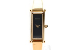 Vintage [N MINT] GUCCI 1500L Gold Black Dial Rectangle 12mm Ladies Watch JAPAN