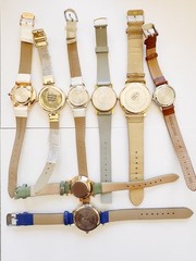 Lot of 8 Women’s Fashion Watches Mixed Brands Quartz Untested Sold As-Is