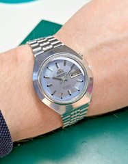 1970s Vintage Orient Watch 469215-6B Japan Automatic Men Bracelet Day Date
