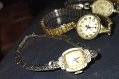 Vintage Watch Lot 2 BULOVA And 1 HAMILTON 1 Galaxie Need Repair