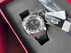 Seiko SBSA271 5 Sports 1968 First Reissue Automatic Watch Unused