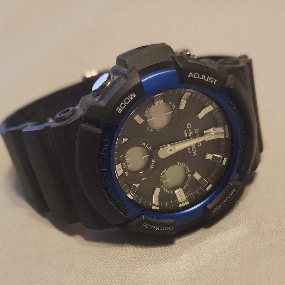 Casio G-SHOCK Tough Solar Analog-Digital 200m Black/Box not included