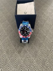 Pagani Design, 40mm, Automatic,GMT, (Pepsi), Oyster Bracelet, Sapphire Crystal.