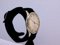 VINTAGE BWC-BRITISH WATCH CO- MILITARY STAINLESS MENS WRISTWATCH SERVICED 1940s