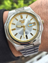 Seiko 5 Automatic 21J Silver Dial Day/Date Eng/Spa Lume SS Bracelet 42mm Inc C