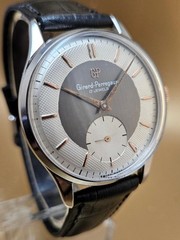 VINTAGE GIRARD PERREGAUX 2 TONE TEXTURED DIAL MANUAL WINDUP MOVEMENT WRISTWATCH